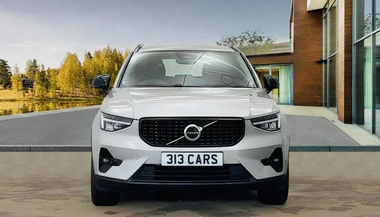 2022 Model Otomatik Volvo XC40