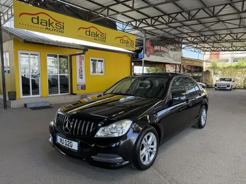 2013 Model Otomatik Mercedes-Benz C Serisi