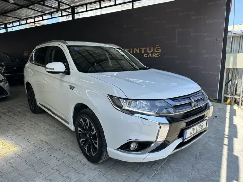 2018 Model Otomatik Mitsubishi Outlander