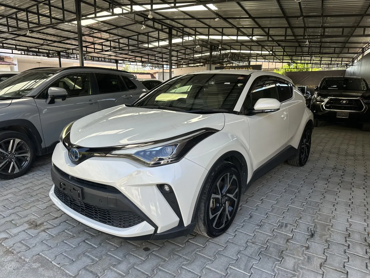 2022 Model Otomatik Toyota C-HR