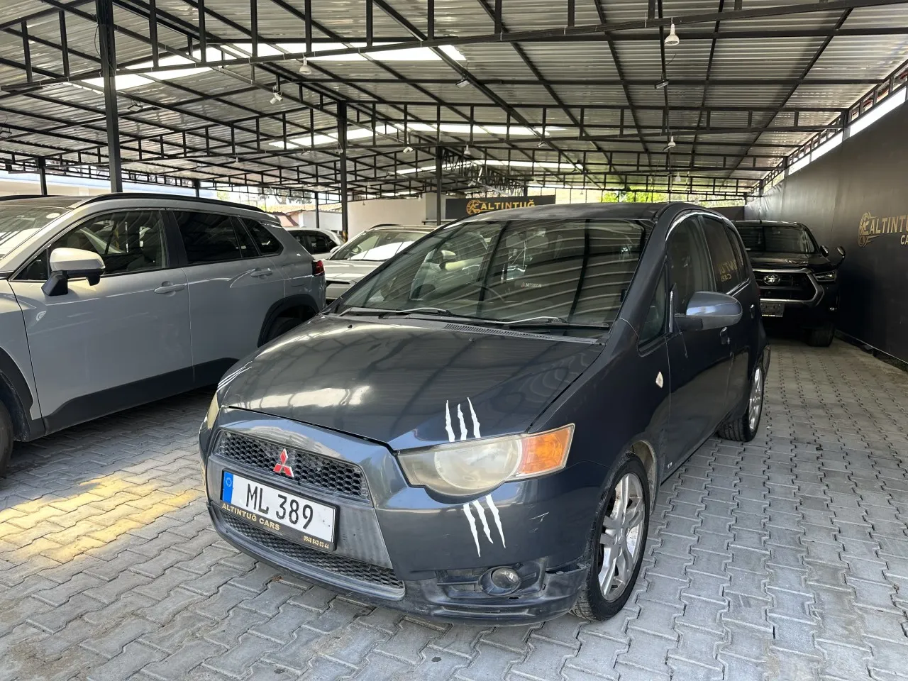2009 Model Yarı Otomatik Mitsubishi Colt