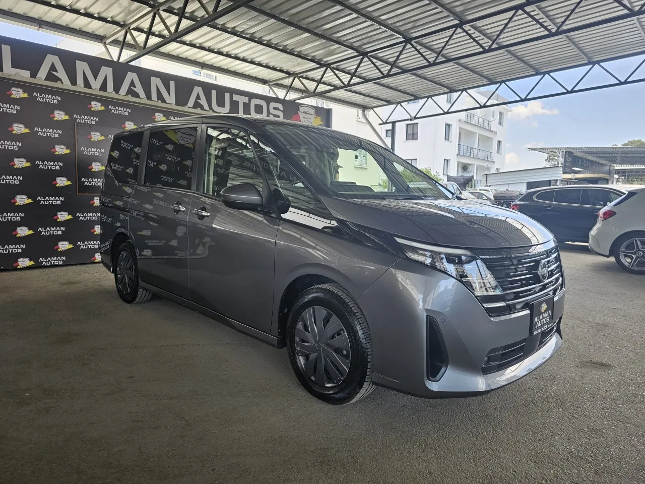 2023 Model Otomatik Nissan Serena