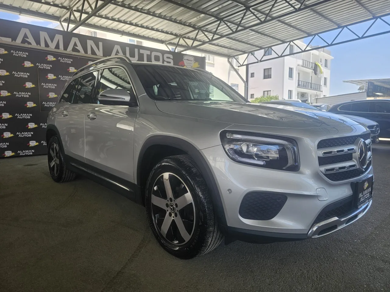 2023 Model Otomatik Mercedes - Benz GLB