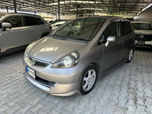 2002 Model Otomatik Honda Fit