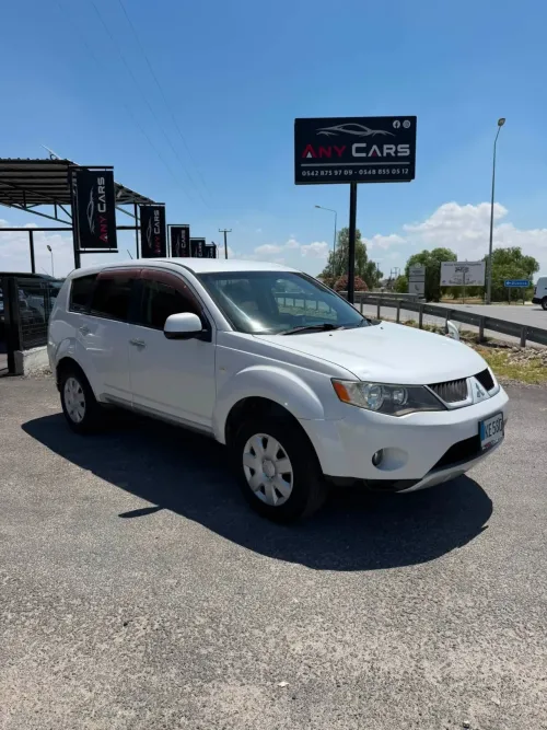 2006 Model Otomatik Mitsubishi Outlander
