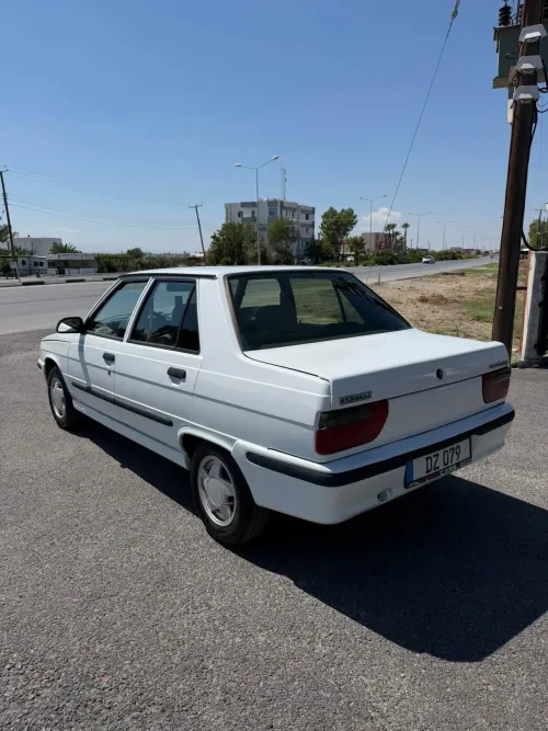 1998 Model Düz Renault R 9