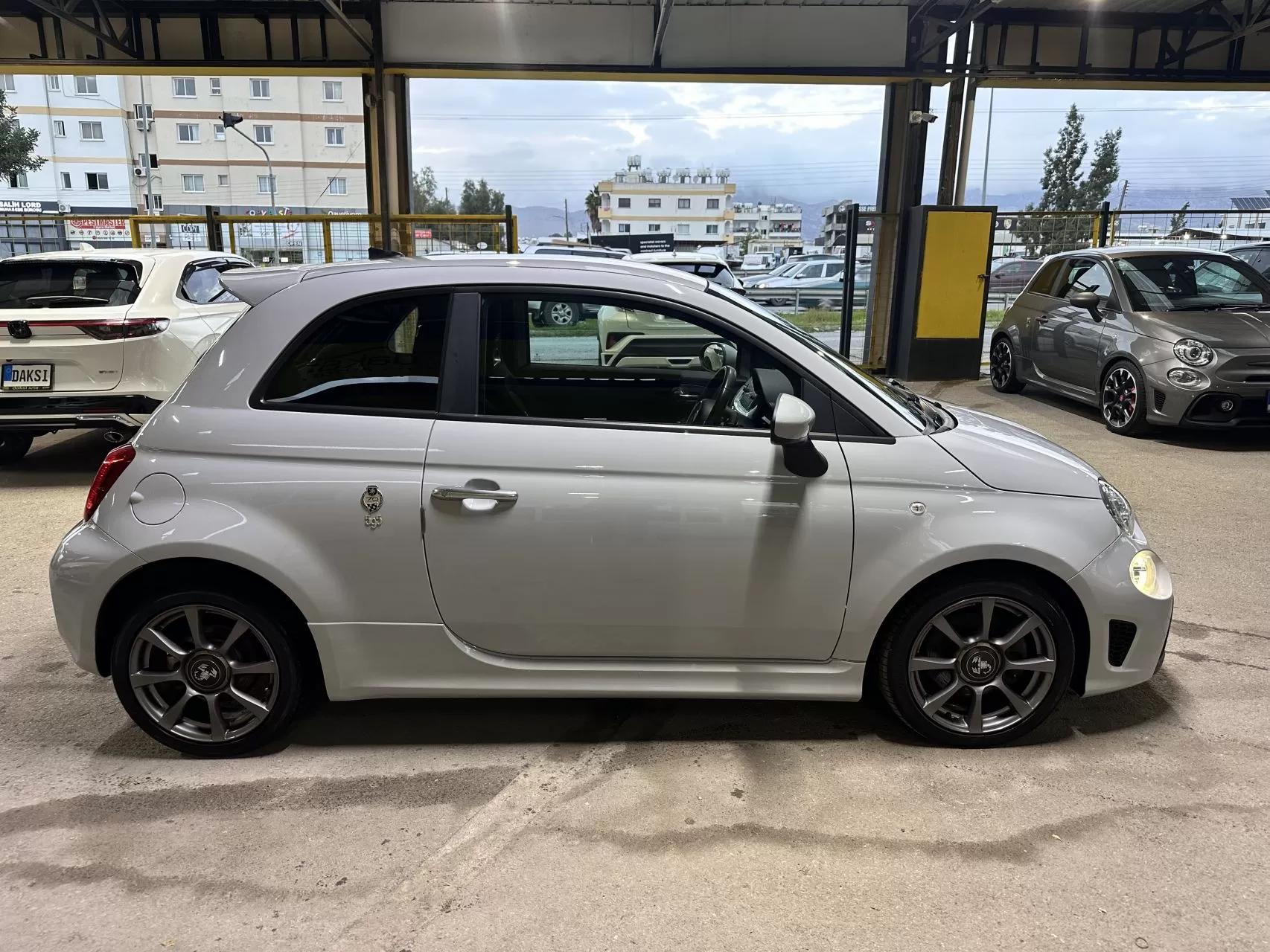 2020 Model Otomatik Fiat 500 Abarth