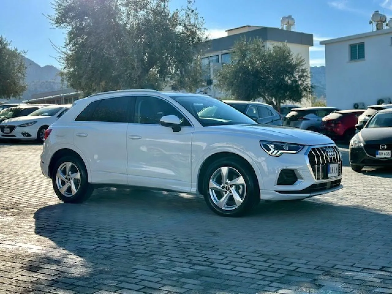 2023 Model Otomatik Audi Q3