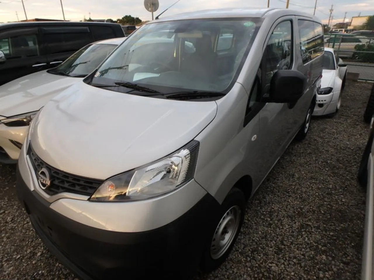 2024 Model Otomatik Nissan NV200