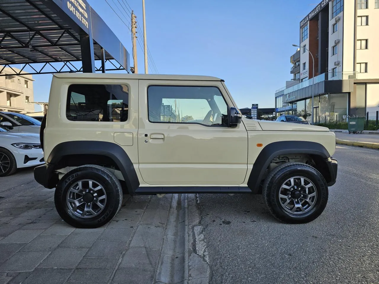 2024 Model Otomatik Suzuki Jimny